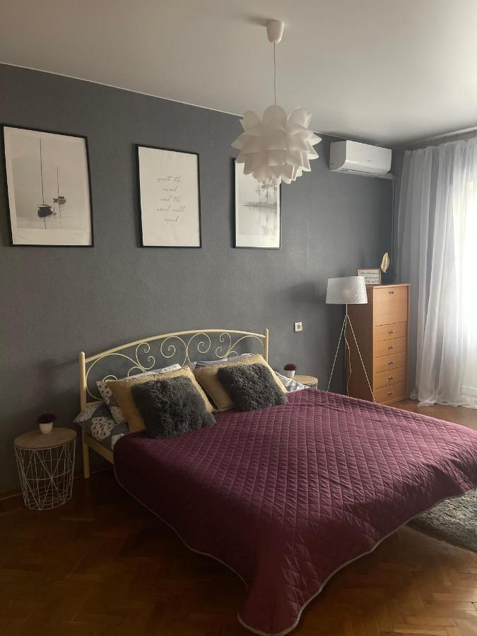 Apartment For A Pleasant Stay Odesa Exterior foto